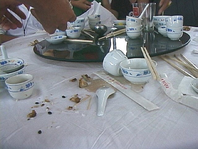 食後のテーブル…